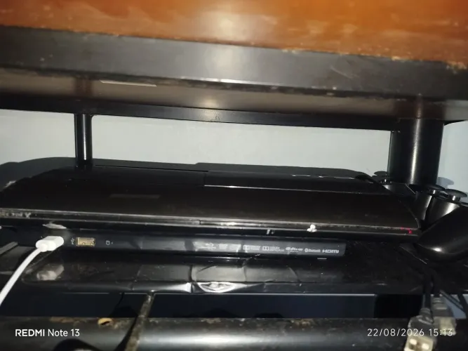 Playstation 3 desbloqueado completo com dois controles
