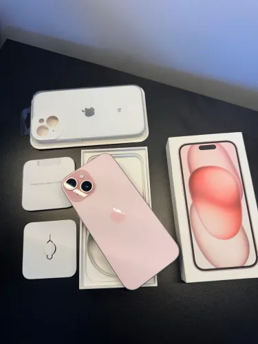 IPhone 15 Rosa IMPECÁVEL