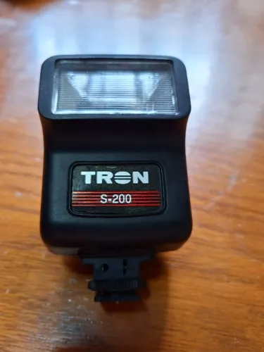 flash eletrônico tron s-200 (leia a descrição)