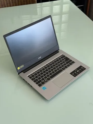 Notebook Acer Aspire 3 4G RAM 128GB SSD