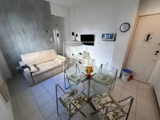 Apartamento de um quarto à venda em Copacabana-RJ