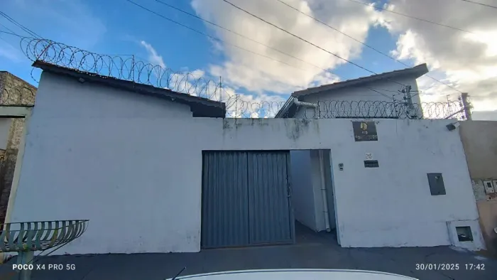 Casa residencial clarissa (barracões)(galpão)