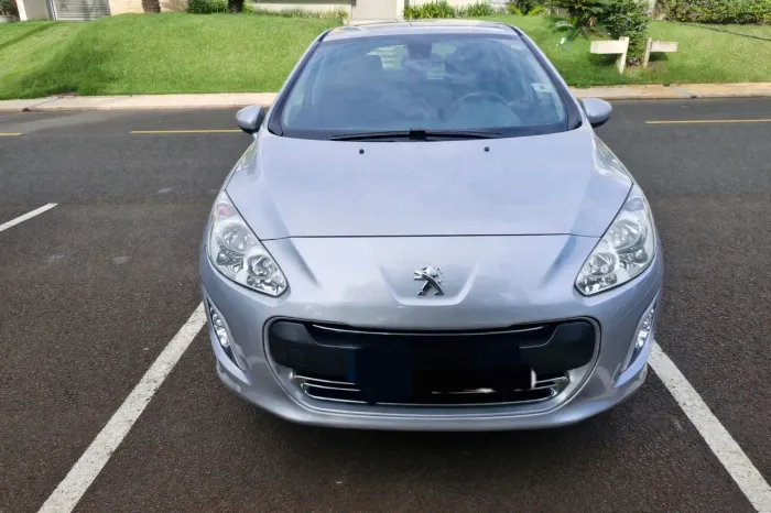 Peugeot 308 Allure 2.0 Flex 16V 5P Aut. 2013