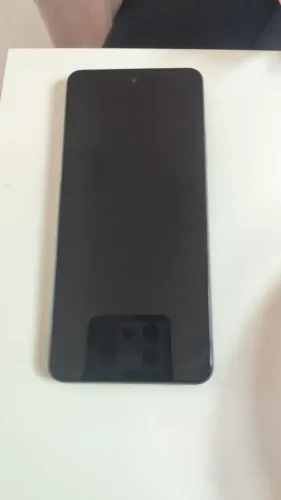 Celular Realme C67, 128 gigas, bateria 100%
