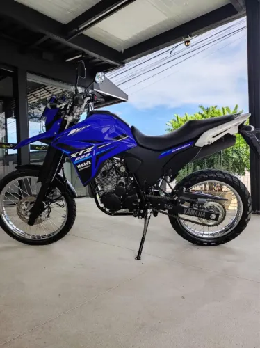 XTZ 250 LANDER