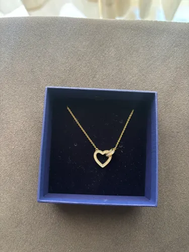 Colar Swarovski original - coração dourado com cristais 