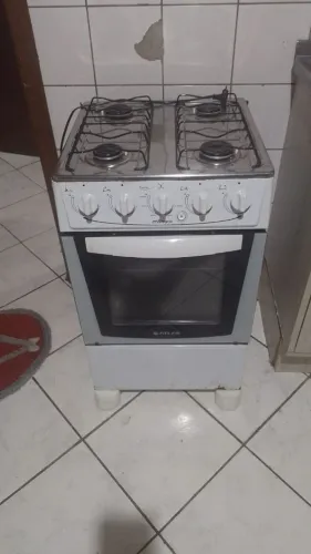 Vendo fogão