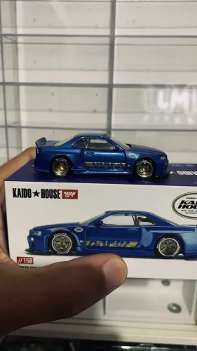 Kaido House x Mini GT //158 Nissan Skyline GT-R (R34) Kaido Works (V2 Aero) Shinjuku V2