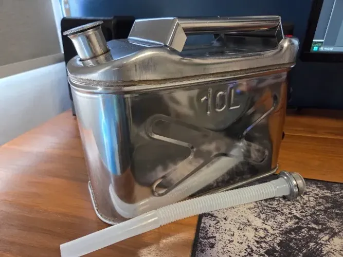 Galão Inox Gasolina 10 Litros - Durável, Seguro e Estiloso