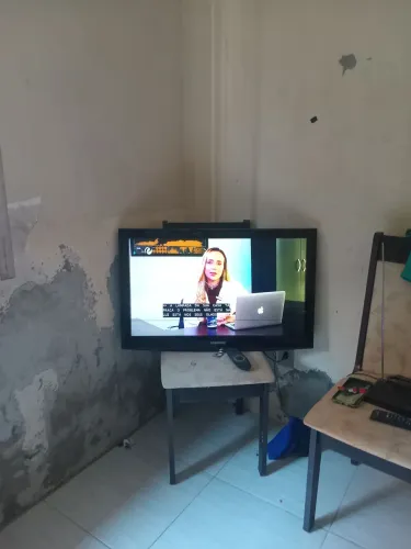 Vendo uma TV Samsung 32 polegada