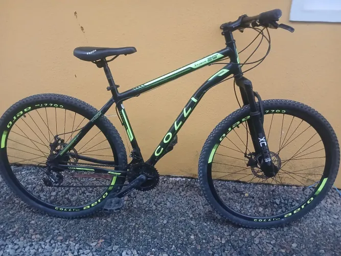 BICICLETA SEMI NOVA COLLi ARO29