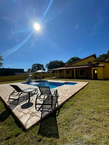 Oportunidade; CHÁCARA em CONDOMÍNIO FECHADO; IBIÚNA 100% Financiamento 1.000m2 Casa Recém