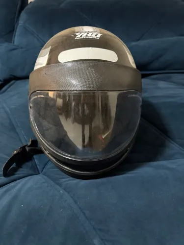Capacete 788 tamanho n.60