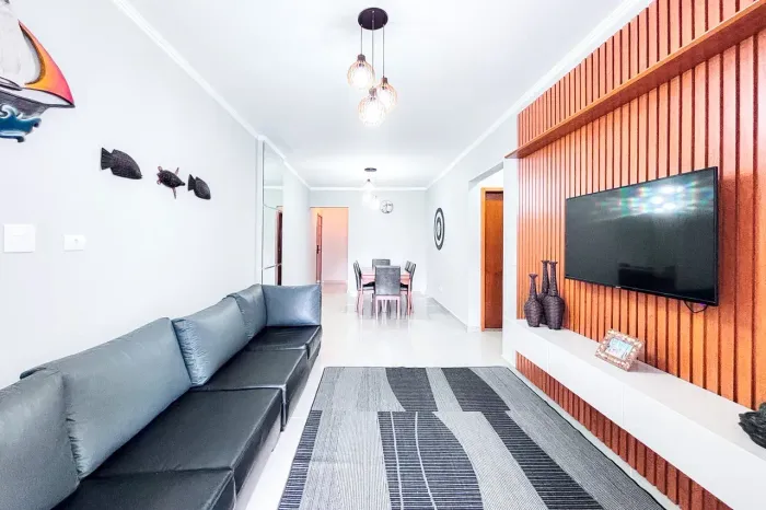 Imóvel para venda possui 86 metros quadrados com 2 quartos em Caiçara - Praia Grande - SP