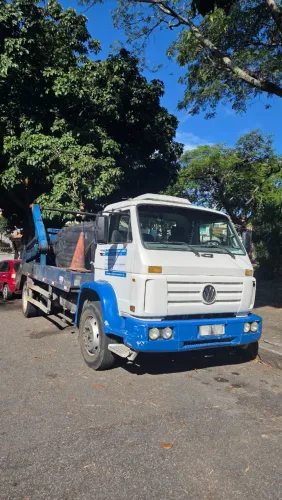 Caminhão Poliguindaste Volkswagen 13.150 ano 2000