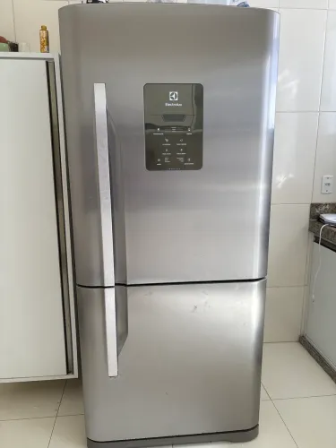 GELADEIRA ELECTROLUX 598L