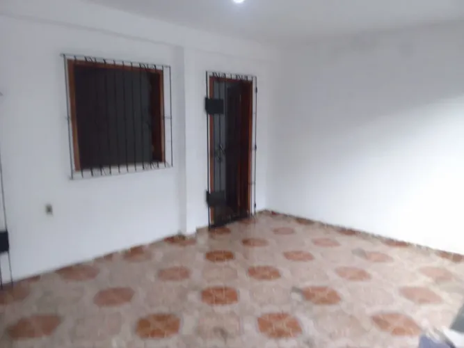 Alugo casa em São Brás