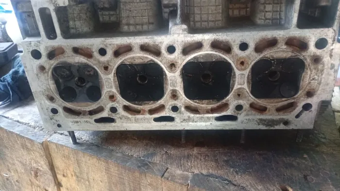 Vendo cabeçote motor 1.0 16 válvulas gol g3 