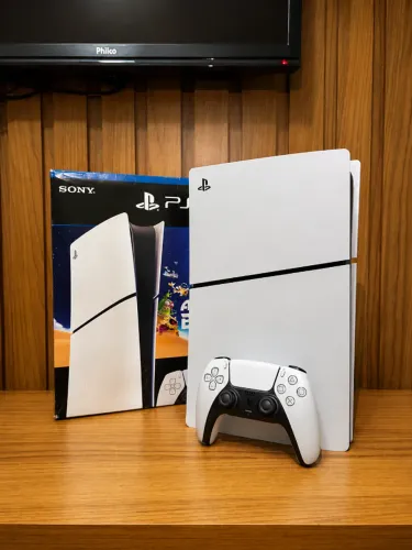 PS5 SLIM - 825gb