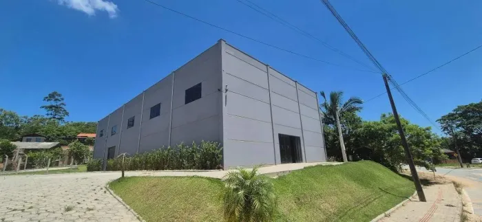 Galpão Novo à Venda em Canelinha/SC  540m²