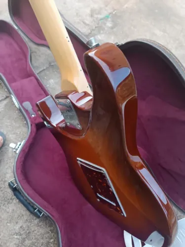 Guitarra tagima stella