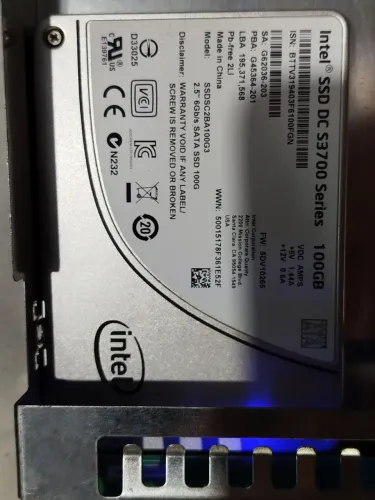 SSD Sata Intel 100 GB saudável