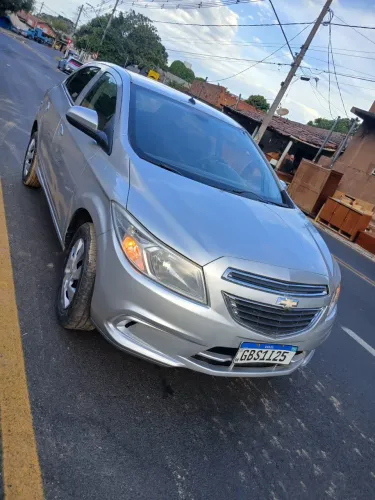 Chevrolet Onix Hatch LT 1.0 8V Flex Power Mec. 4P 2016