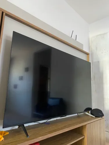 Televisão smart AOC 65 polegadas
