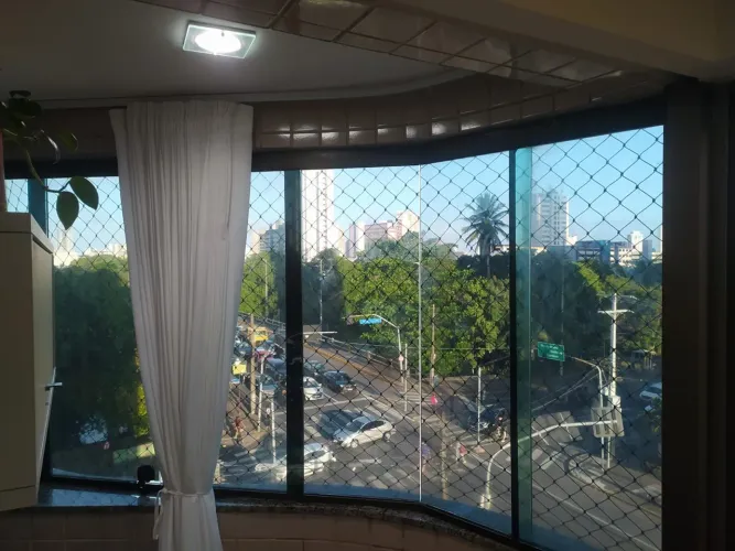 Pelicula residencial e empresarial