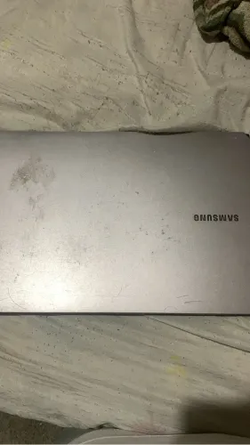 Sansung Book E20 (USADO)