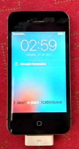 Celular Antigo iPhone 4S (Modelo A1387) - Com Defeito (Para Peças ou Manutenção)