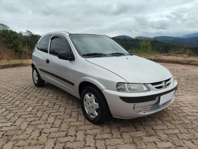 Chevrolet Celta 1.0/super/n.piq.1.0 MPFI VHC 8V 3P 2001
