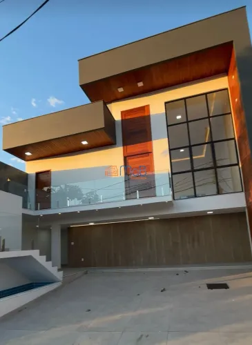 Casa linear no Vale dos Cristais com 3 quartos, piscina e churrasqueira