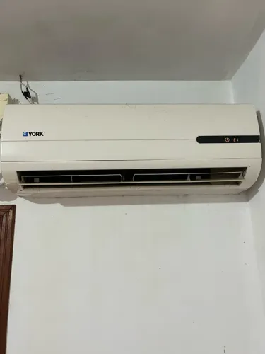 AR CONDICIONADO 12.000 BTUS