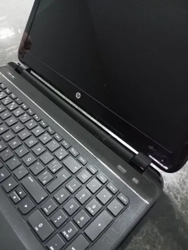 Notebook HP Pavilion A6 2GB 15p