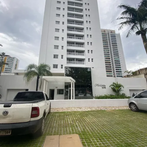 Vende-se apartamento no residencial Torres Floratta
