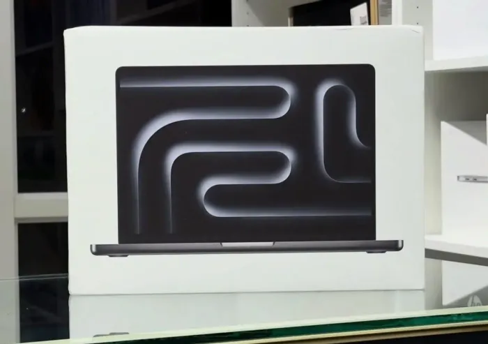 Macbook Pro 16Pol M4 Pro 24GB- 512GB