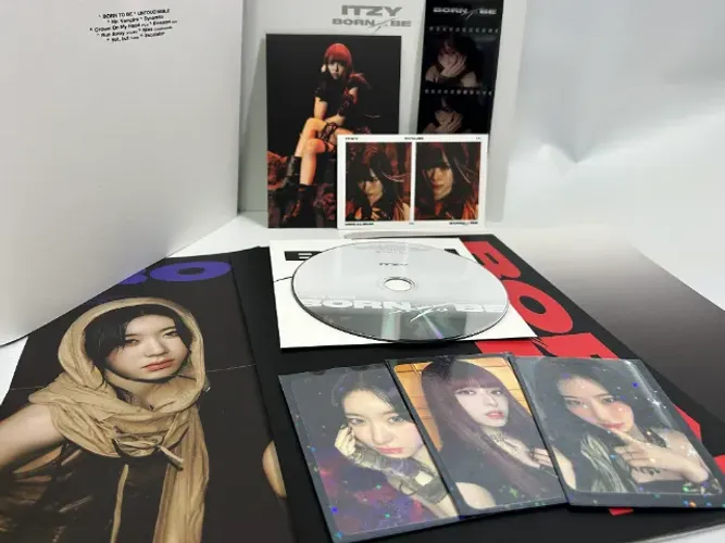 Álbum Born to Be ITZY versão Limited