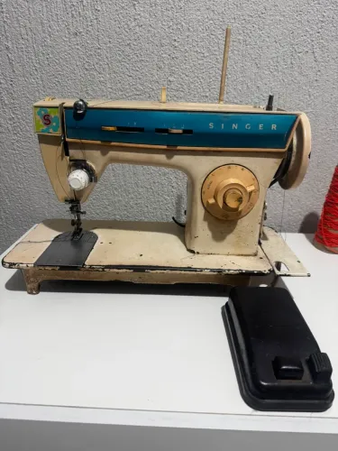 Máquina de costura