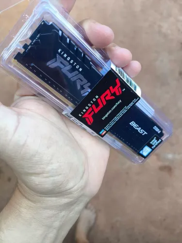  Kingston Fury 8gb 3200mhz DDR4 - ORIGINAL LACRADA