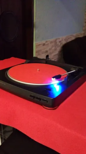 Toca disco Aiwa PX-E850