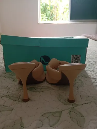 Sapatinho de Luxo Novo 33