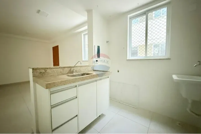 Apartamento dois quartos no Paineiras para locação