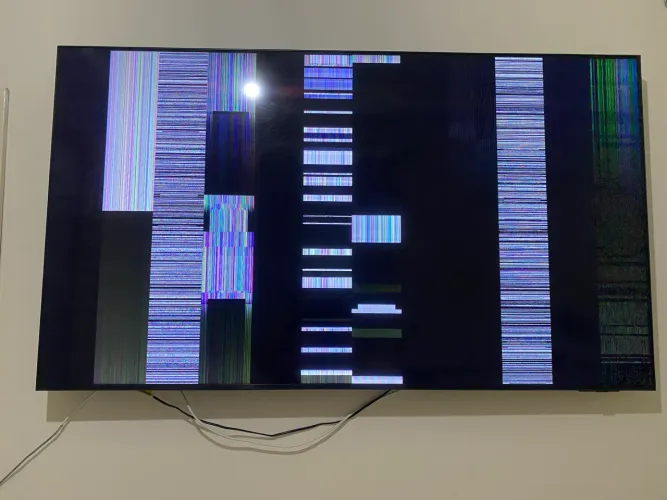TV SAMSUNG QLED / NANO QLED 55 COM DEFEITO NO DISPLAY 