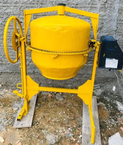 Betoneira Menegotti 150L