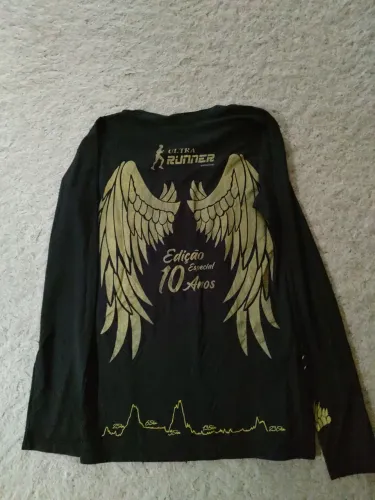 Blusa manga longa para treinar.