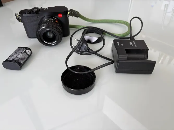 Leica Q2, ótimo estado com 2 baterias