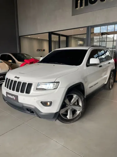Jeep Grand Cherokee Limited 3.0 TB Dies. AUT 2015
