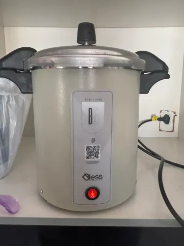 Autoclave em Estado de Nova - Pouquíssimo Uso!