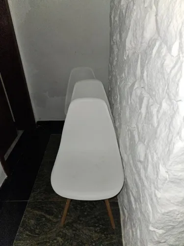 Cadeira Charles Eames